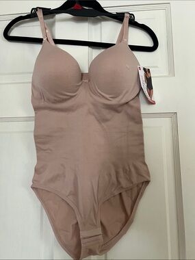Skinnygirl Seamless Shaping Bodysuit in Light Blush